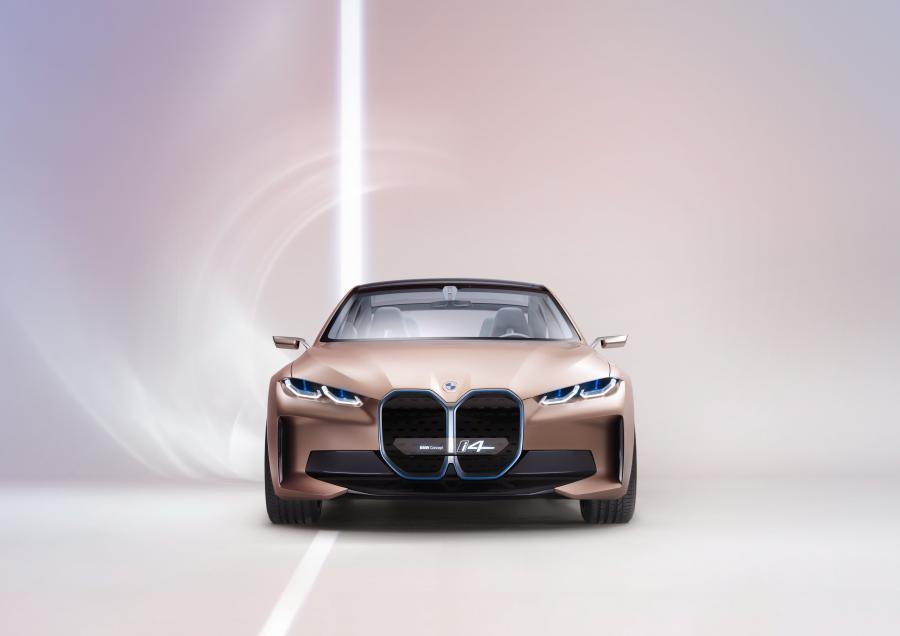  BMW Concept i4 2020 года  (фото 21 из 71)